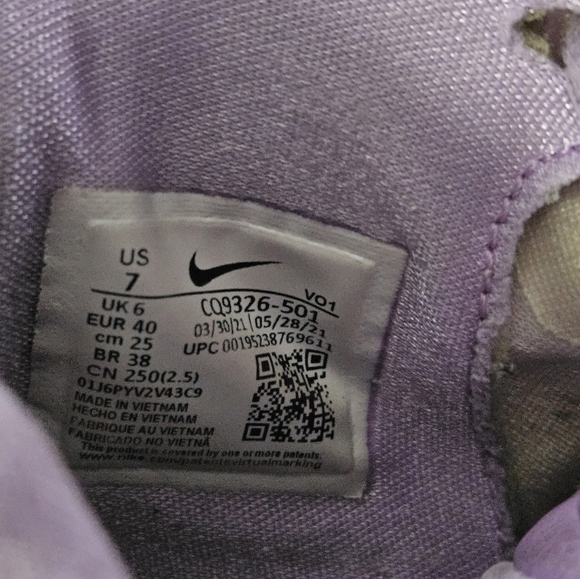 Nike Kyrie 7 Daughters Purple and Pink Basketball Shoes Size 7 - Picture 15 of 16